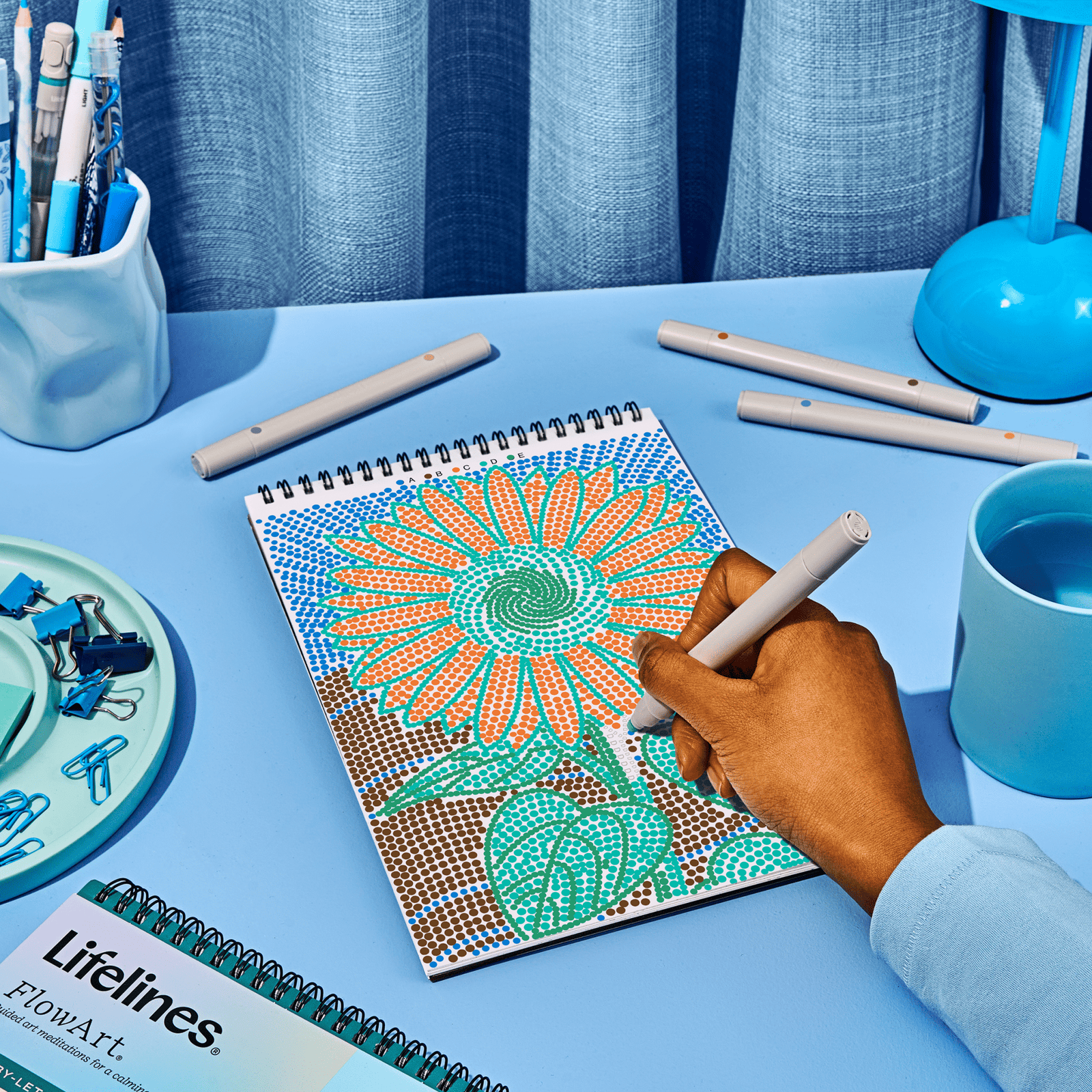 FlowArt® - Dot - By - Letter, Botanicals - Lifelines
